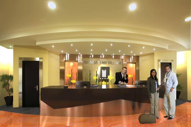 Manhattan Village Hotel Sulmona Zewnętrze zdjęcie