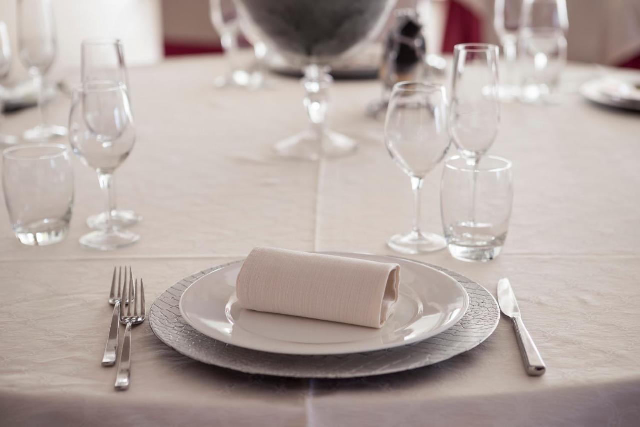 Manhattan Village Hotel Sulmona Zewnętrze zdjęcie