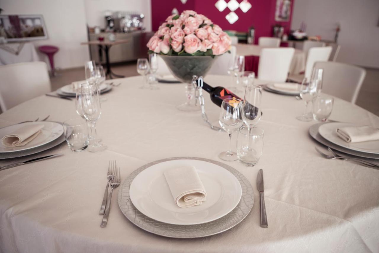 Manhattan Village Hotel Sulmona Zewnętrze zdjęcie