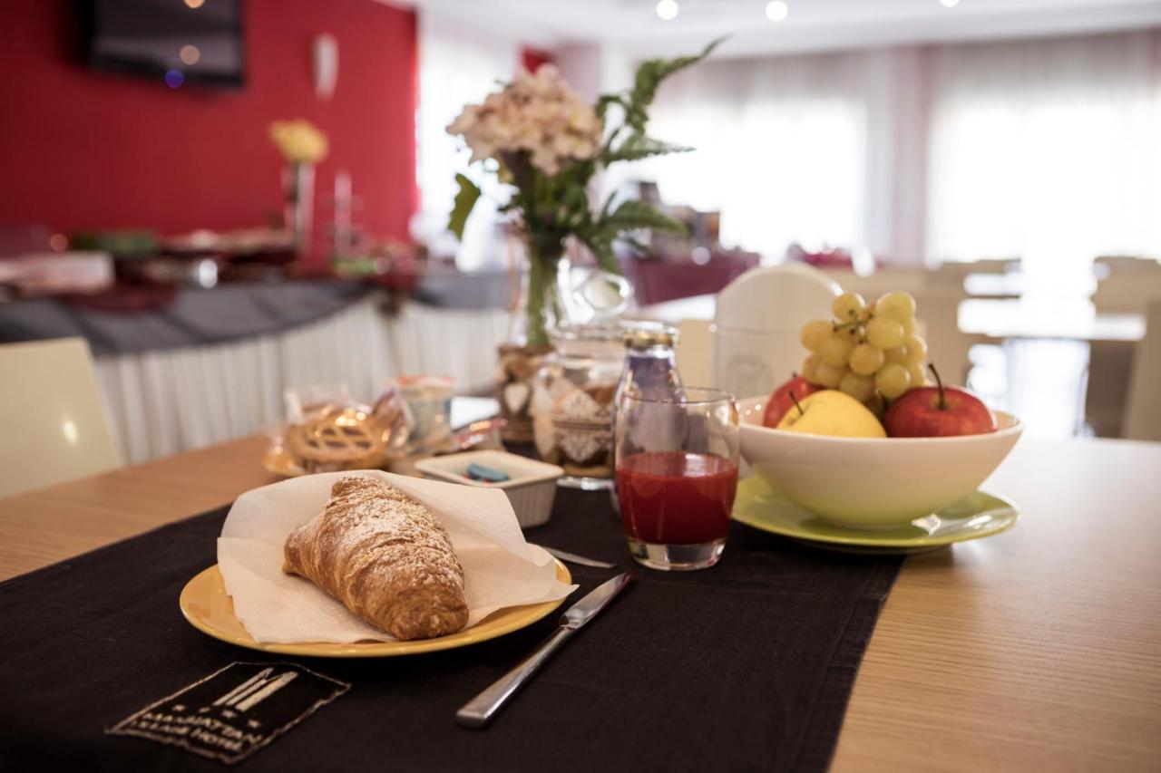 Manhattan Village Hotel Sulmona Zewnętrze zdjęcie